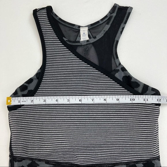 NWOT | Lululemon Camo Two In One Mesh Up Tank - Picture 8 of 14